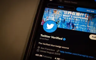 مشاهير يرفضون الدفع مقابل علامة التوثيق على «تويتر»