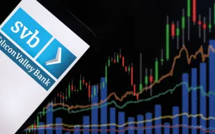 بعد إفلاس "سيليكون فالي".. الأسهم المالية تخسر 465 مليار دولار عالميًا