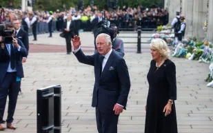 «جيمس بوند» يحمي تتويج «الملك تشارلز» مايو المقبل