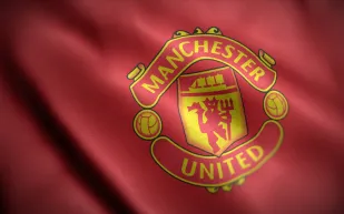 مانشستر يونايتد يبدأ جولة جديدة من تلقي عروض الشراء