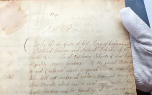 عرض وثيقة أنهت الحرب الأهلية البريطانية للبيع بمبلغ ضخم