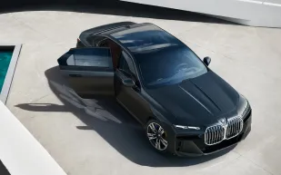 "بي إم دبليو الفئة السابعة 2023".. تجسيد حقيقي للفخامة والابتكار