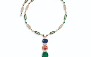 مجوهرات "هايدي هورتن" للبيع بـ150 مليون دولار (فيديو)