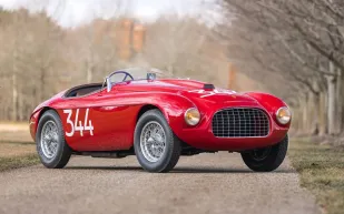 سيارة "فيراري" نادرة للبيع مقابل 5 ملايين دولار