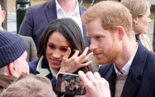 "فيلم روائي".. فصل جديد في الخلاف بين الأمير "هاري" والعائلة المالكة