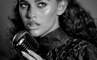 في رابع أيام "كان ليونز".. "شاطئ SRMG" يستضيف المخرج علي علي والمغنية إليانا 