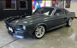 سيارة "فورد موستانغ فاستباك" نادرة للبيع في مزاد مايكوم