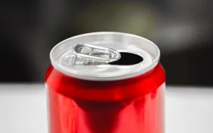 احذر.. المشروبات الغازية تسبب 5 مشكلات صحية بالغة