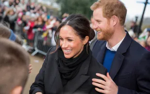 هل يمر الأمير "هاري" بمشاكل مع زوجته "ميغان"؟.. خبيرة ملكية توضح