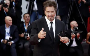 الإعلان عن ولادة نجل "آل باتشينو" ونور الفلاح.. وهذا هو اسمه