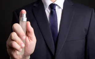 مطعم سوشي في لندن يمنع الزبائن من استخدام العطور.. ما السبب؟