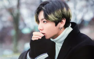 خلال "بث مباشر".. "جونغكوك" عضو فرقة "بي تي إس" ينام 21 دقيقة (فيديو)