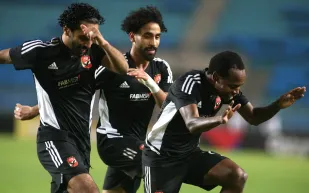 موعد مباراة الأهلي المصري والوداد المغربي في نهائي أفريقيا والقنوات الناقلة