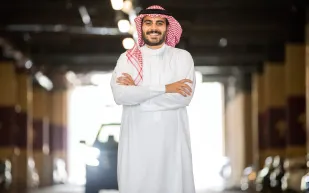 رجل الأعمال عمر صلاح الخان:  "بارك بوينت" أهم لاعب بصناعة مواقف السيارات.. ابنتاي خلقتا معنى لحياتي 