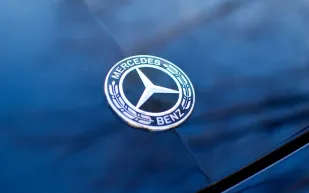 مرسيدس تدمج "CHATGPT" مع مساعدها الصوتي