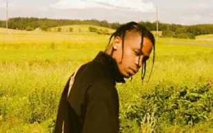 وسط الأهرامات.. ترافيس سكوت يطلق ألبومه الجديد «يوتوبيا»