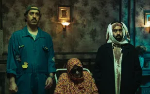 "نتفليكس" تطرح الصور الأولى من الفيلم السعودي "راس براس"