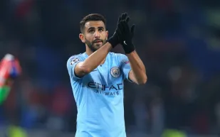 تقارير: رياض محرز أقرب إلى أهلي جدة من أي وقت مضى