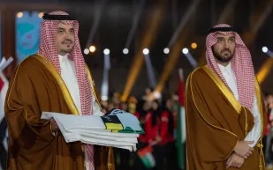المملكة تتسلم راية تنظيم دورة الألعاب العربية 2027 (فيديو)