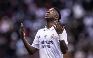 يحمل اسم فينيسيوس.. ريو دي جانيرو تقر قانونًا لمناهضة العنصرية