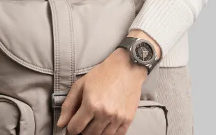 متجر Maison Luxe للساعات الفاخرة يطلق مجموعة ريفييرا الجديدة من Baume & Mercier 