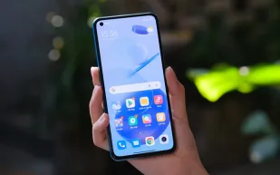 شركة تتوصل إلى تطبيقين يسرقان بيانات الهواتف.. ما القصة؟