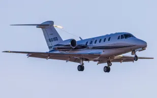 مليونير  يتخلص من طائرته ويعتذر: كنت أرتكب جريمة مروعة