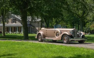 بيع سيارة Packard Twelve نادرة مقابل 3.3 مليون دولار