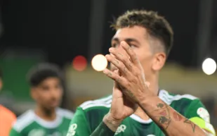 شاهد بالفيديو.. أهداف مباراة الأهلي والحزم في الدوري السعودي وهاتريك روبرتو فيرمينو 