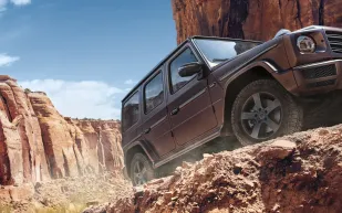 "مرسيدس" تطلق نسخة أصغر من سيارتها الـ SUV الفاخرة من الفئة G