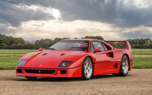 سيارة فيراري F40 نادرة للبيع مقابل 2.1 مليون إسترليني