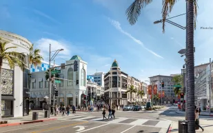 "Rodeo Drive".. ملتقى الساعات والجواهر الفاخرة في قلب بيفرلي هيلز 