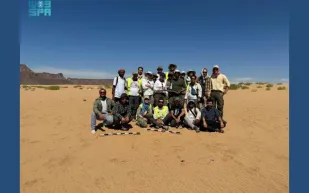 اكتشاف "فأس أثري" يعود لأكثر من 200 ألف عام في "العُلا"