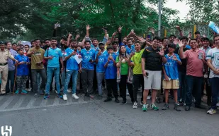 جماهير مومباي سيتي تودع لاعبي الهلال بتصفيق حار (فيديو)