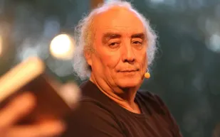 الجزائري واسيني الأعرج يكمل عقد "نوابغ العرب".. ويحصد جائزة فئة الأدب والفنون