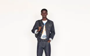 4 تنسيقات للسترة الجينز للتغلب على برد الليل.. ماذا ستختار؟