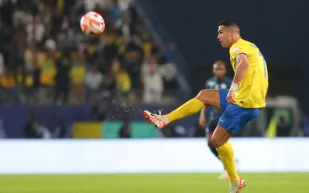 هل يكون "رونالدو" هداف العالم في 2023؟