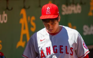 لاعب ياباني يحصل على أضخم عقد في تاريخ الرياضة.. ماذا يلعب؟