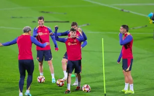 على أرض السعودية.. برشلونة يأمل استعادة الثقة أمام أوساسونا في السوبر