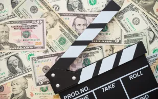  الأفلام الوثائقية.. حكايات الجانب الخفي في حياة النجوم والمشاهير