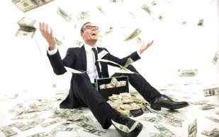 "بين ليلة وضحاها".. ضربات حظ حوّلت أشخاصًا عاديين لأثرياء "في غمضة عين"