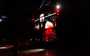 "رومان" يحتفظ بعرش "WWE" و"رودز" يدخل التاريخ.. نتائج مثيرة في رويال رامبل 2024 (فيديو)