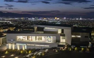 عرض قصر فاخر في لاس فيغاس للبيع بسعر 18.5 مليون دولار