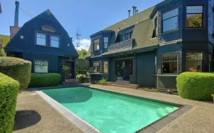 عرض منزل عمره 116 عامًا للبيع بسعر 2.5 مليون دولار