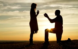 4 أخطاء تجنب الوقوع فيها عند التقدم لطلب الزواج من فتاة