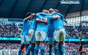  أصوات الأذان تأسر قلوب الجماهير من داخل معقل مانشستر سيتي (فيديو)