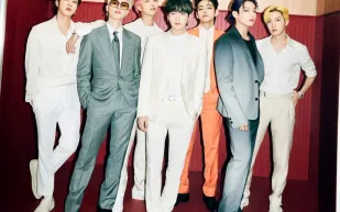 عضو فريق btc يعمل طاهيًا في خدمته العسكرية بالجيش الكوري