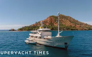 عرض اليخت الفاخر "Zeepaard" للبيع مقابل 7.9 مليون دولار