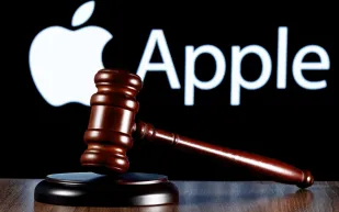 "Apple": "نبتكر كل يوم لجعل الناس يحبون التكنولوجيا"