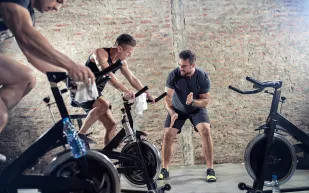 3 عوامل تحدد الجهاز الأفضل لحرق الدهون.. تعرف عليها